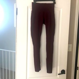 Lululemon leggings size 6